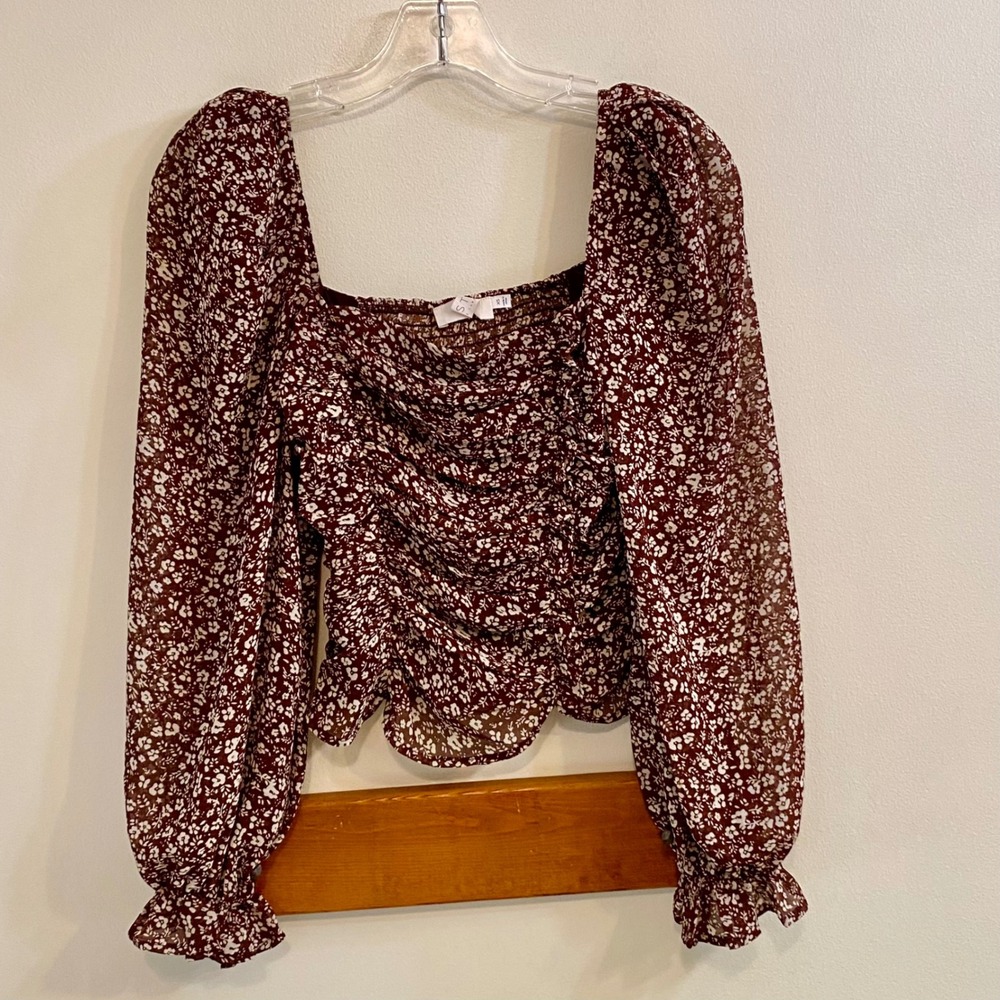 ASTR The Label Ditsy Floral Smocked Blouse Women XS Brown Ivory Ruched Spring